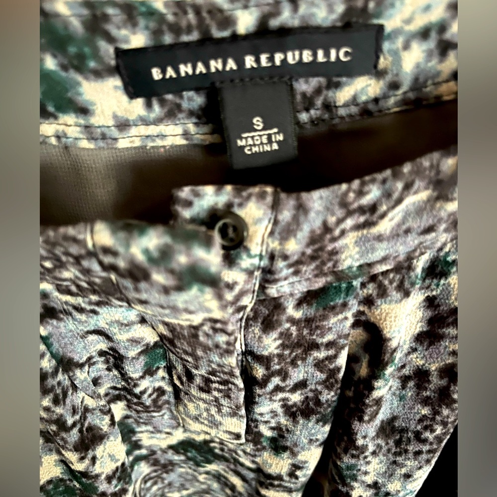 Banana Republic tank top blouse